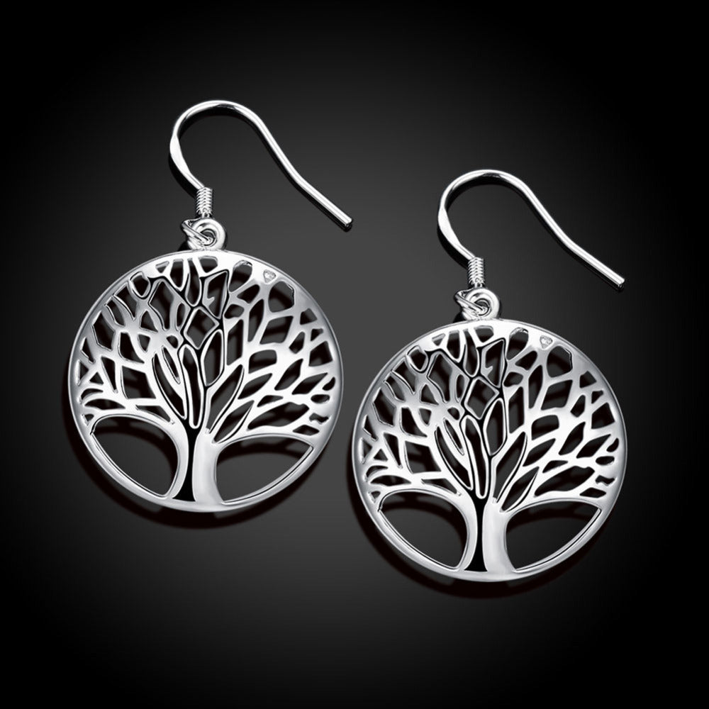 Tree Shaped Earrings For Fashionable Women's Lives